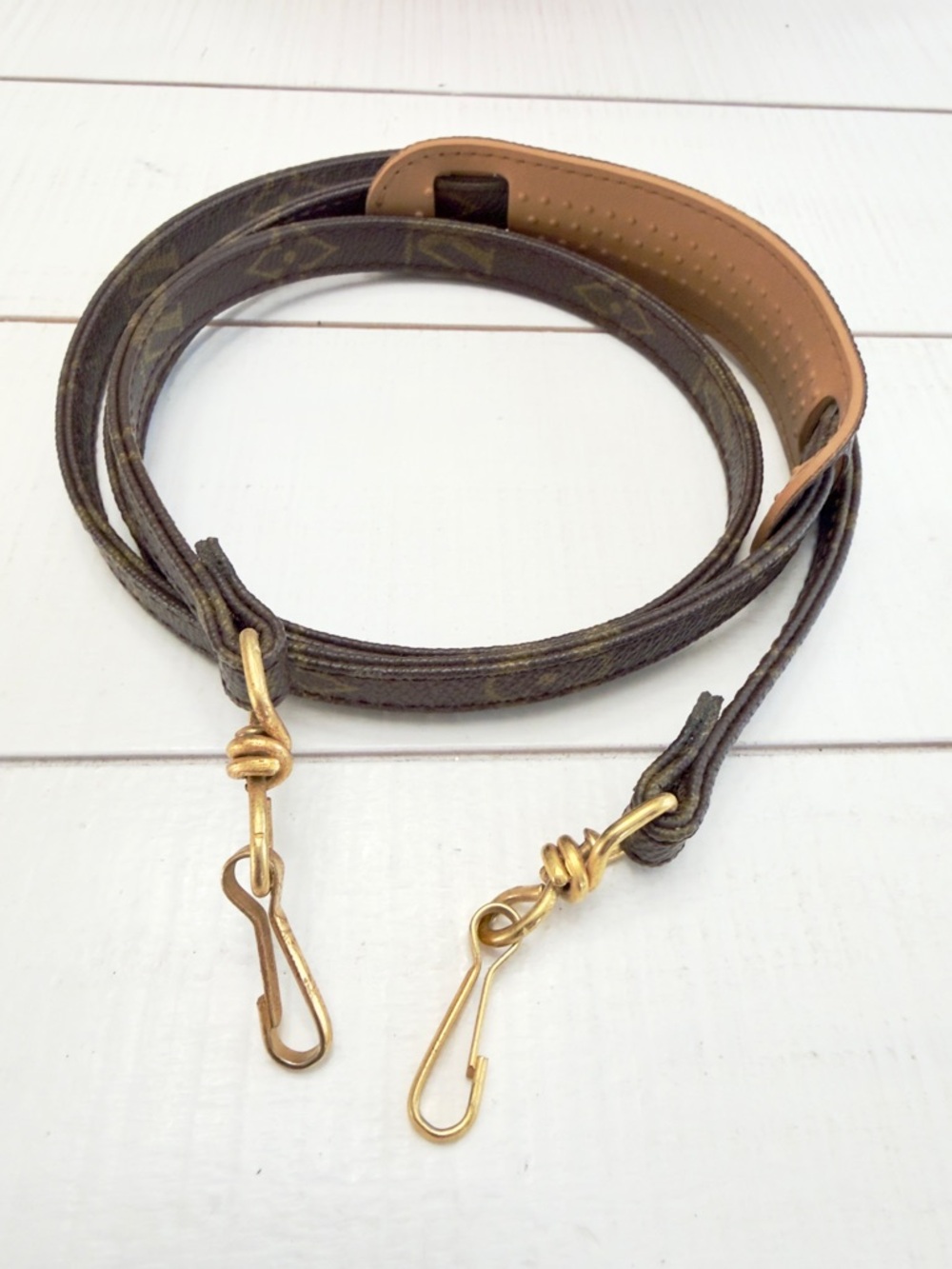 Louis Vuitton Monogram Shoulder Strap - Picture 8 of 11